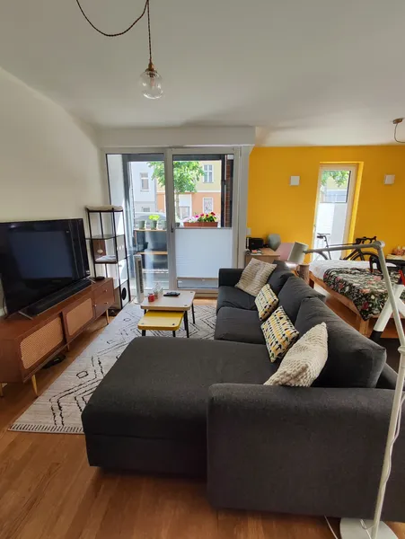 Zuhause mit 1 Zimmer in Berlin — photo 1
